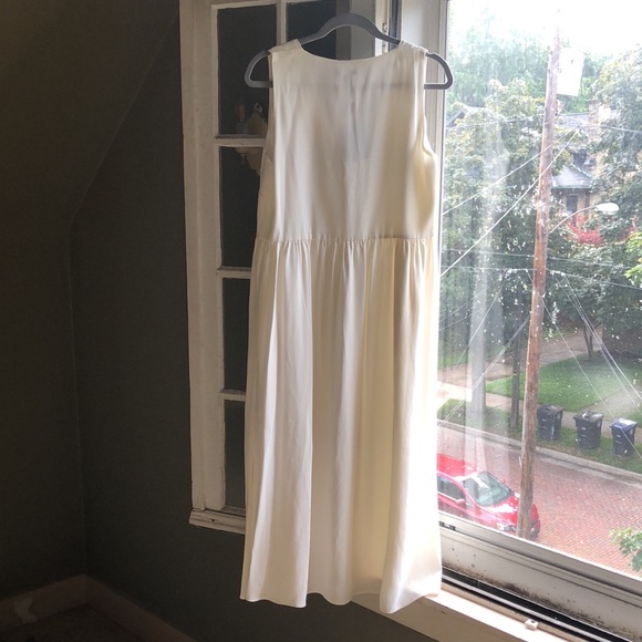 Dress - Picture 7 of 7